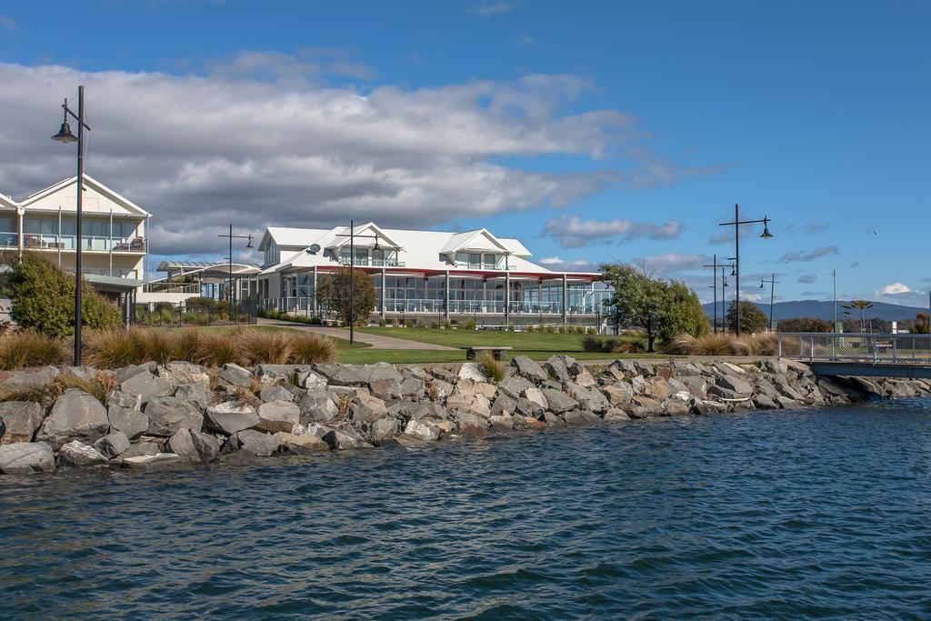 York Cove Hotel George Town Extérieur photo