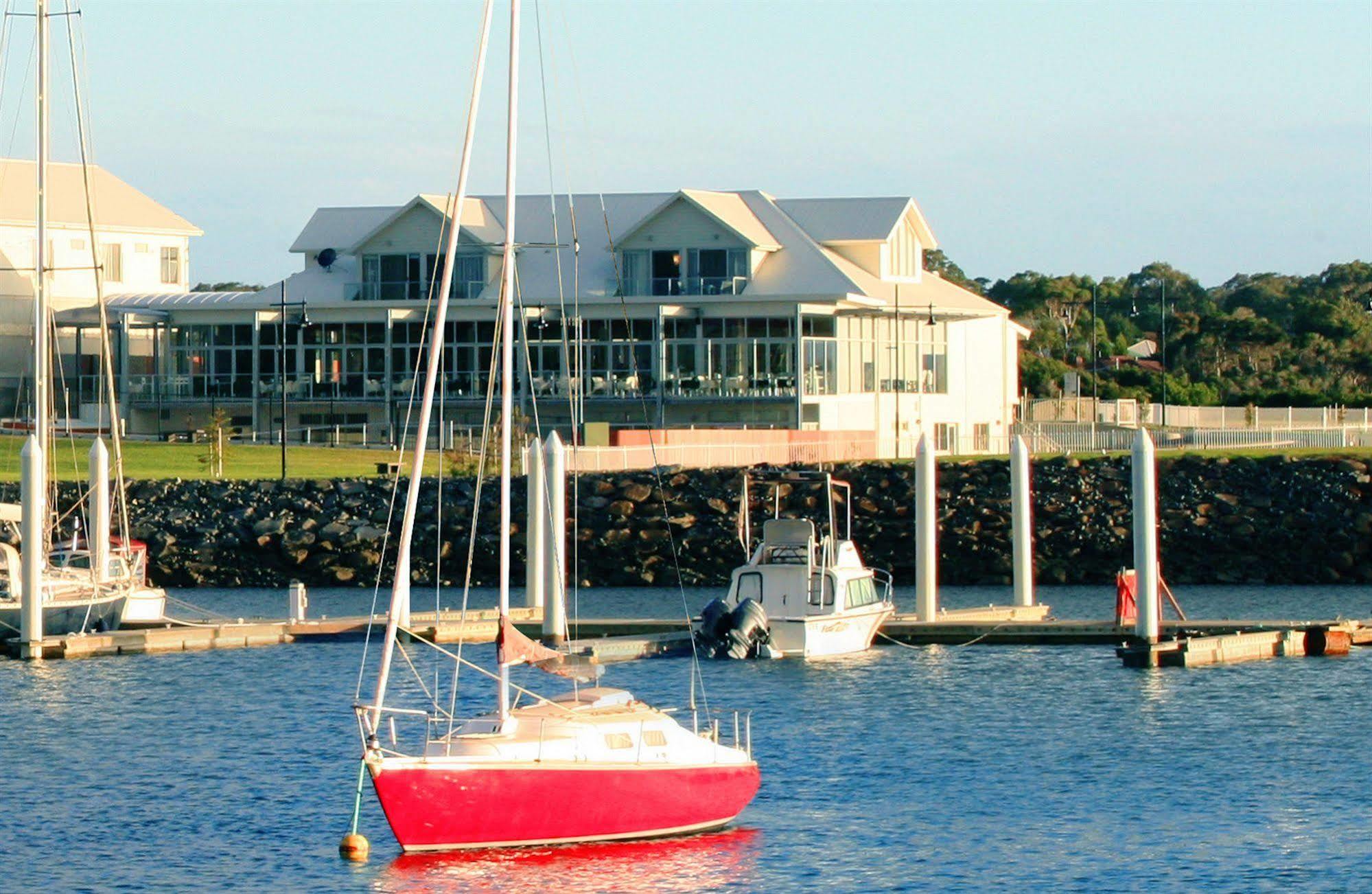 York Cove Hotel George Town Extérieur photo